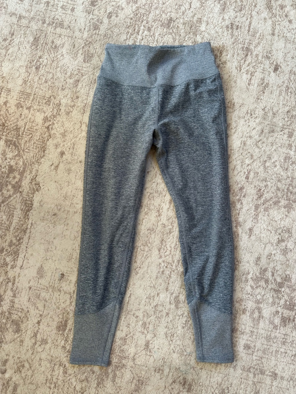 ALO Yoga Gray Seamless High-Waist Cropped Leggings